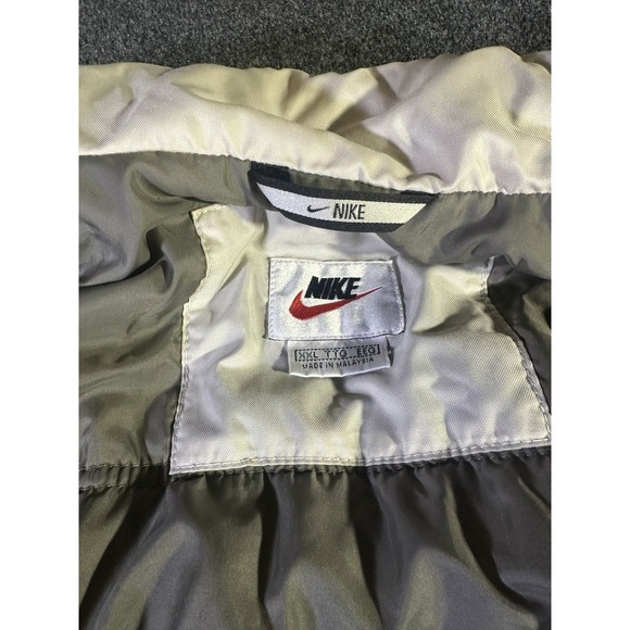 Mens Vintage Nike Winter Coat XXL 2XL With Zipped Hood - Picture 2 of 13
